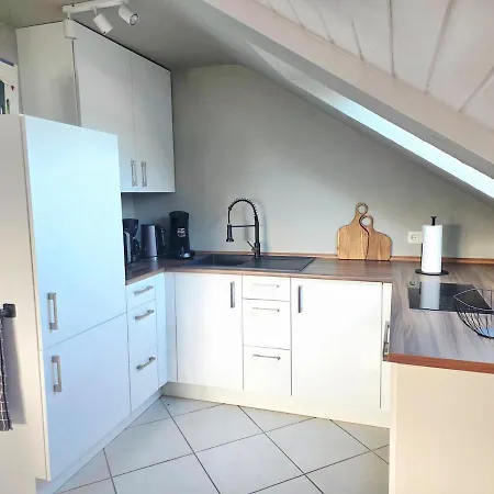 Neu-komfortappartement Mit Klima,privatparkplatz, Ideal Fuer Langzeitaufenthalt Lejlighed Koblenz (Rhineland-Palatinate)